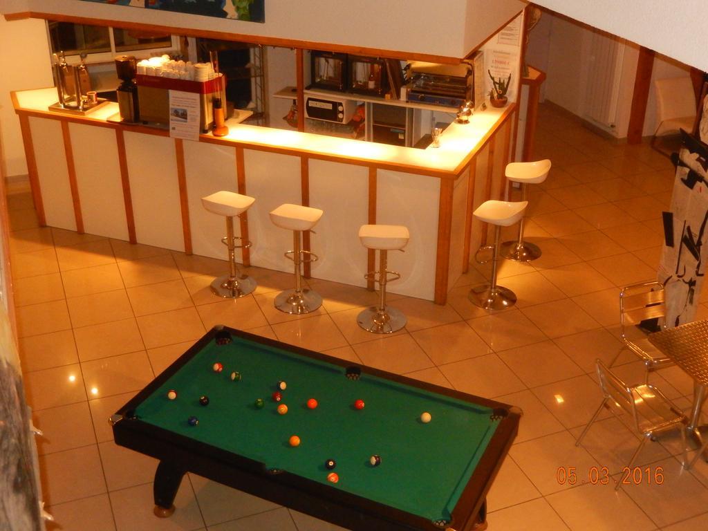Hotel Eco Logis Espace Bellevue Семеак Экстерьер фото