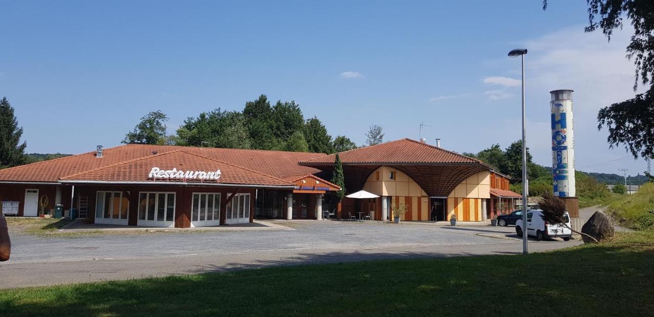 Hotel Eco Logis Espace Bellevue Семеак Экстерьер фото