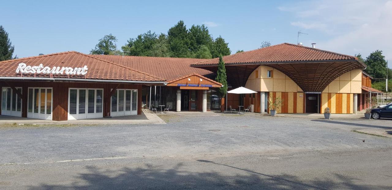 Hotel Eco Logis Espace Bellevue Семеак Экстерьер фото